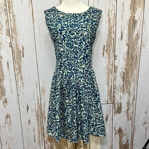 Chic Blue Floral Mini Dress